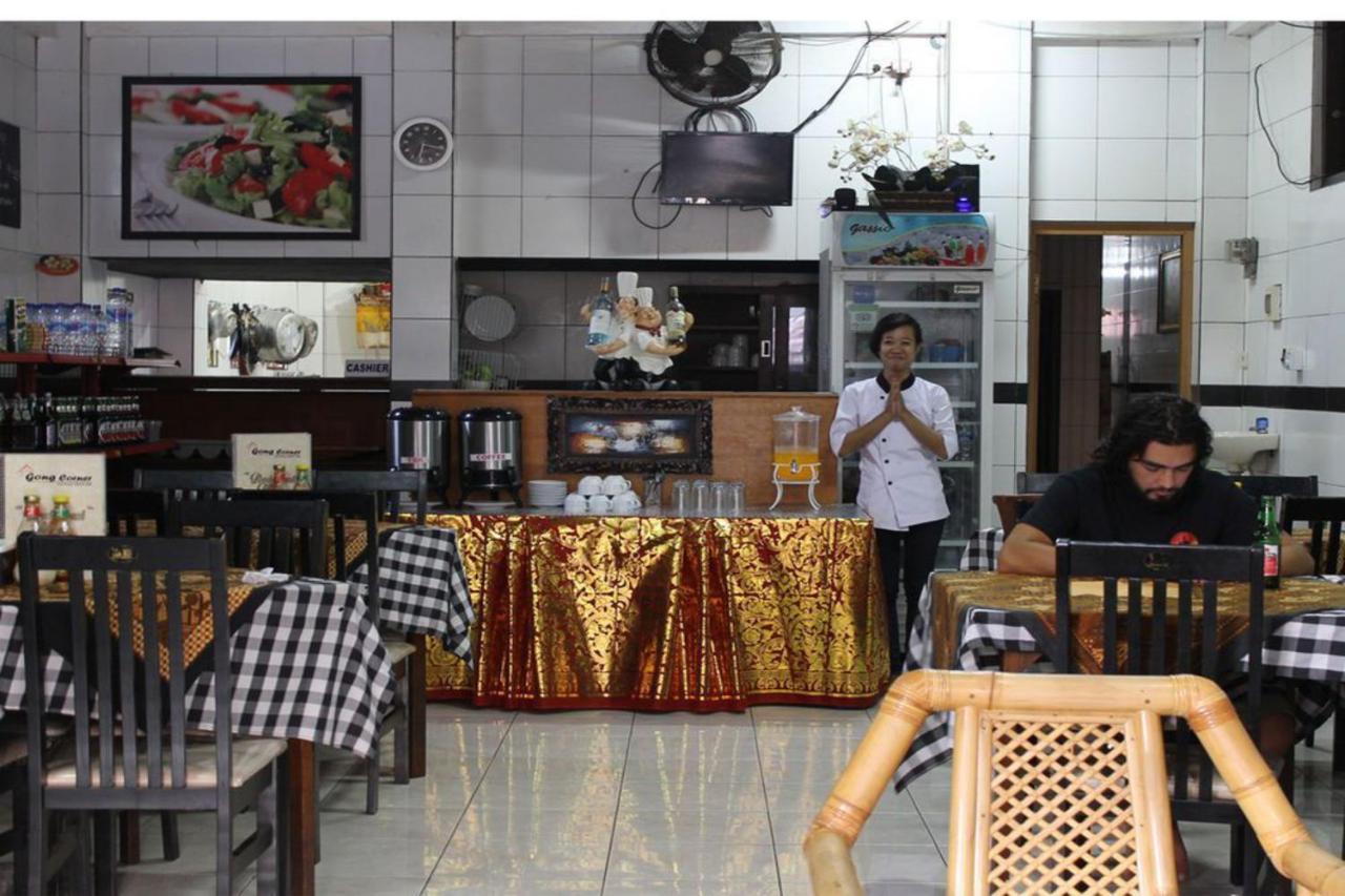 Vaccinated Staff - Oyo 3523 Gong Corner Homestay Kuta Lombok Eksteriør bilde